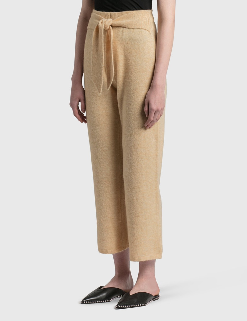 NEA FLUFFY KNIT PANTS 2