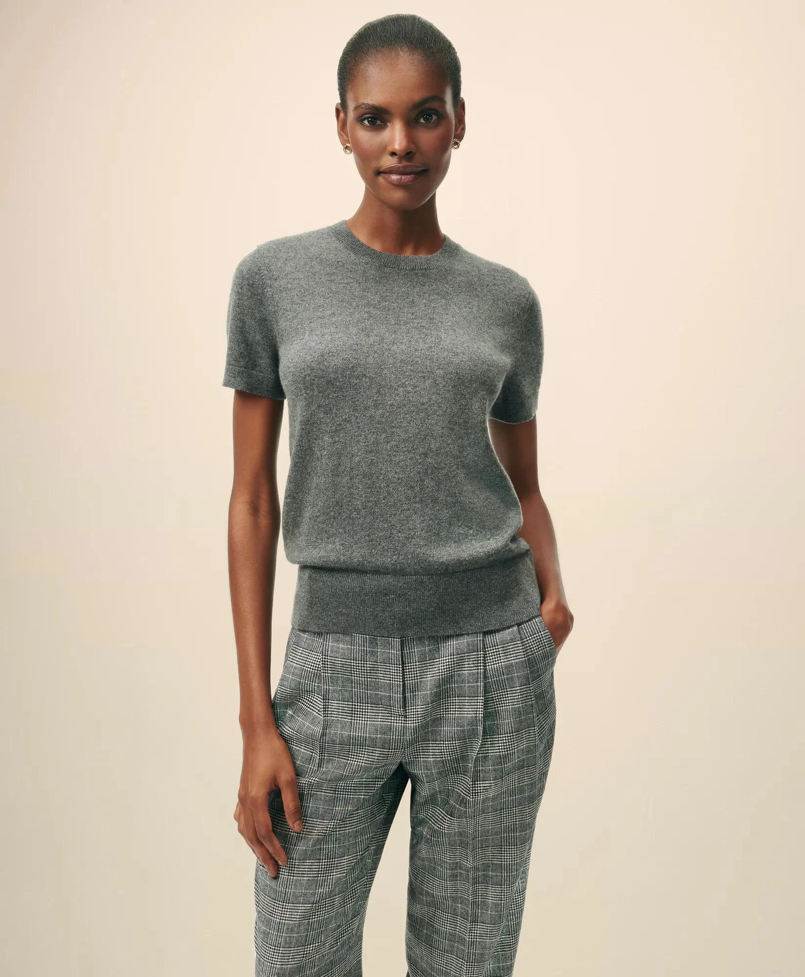 Short-Sleeve Shell Sweater in Cashmere - 1