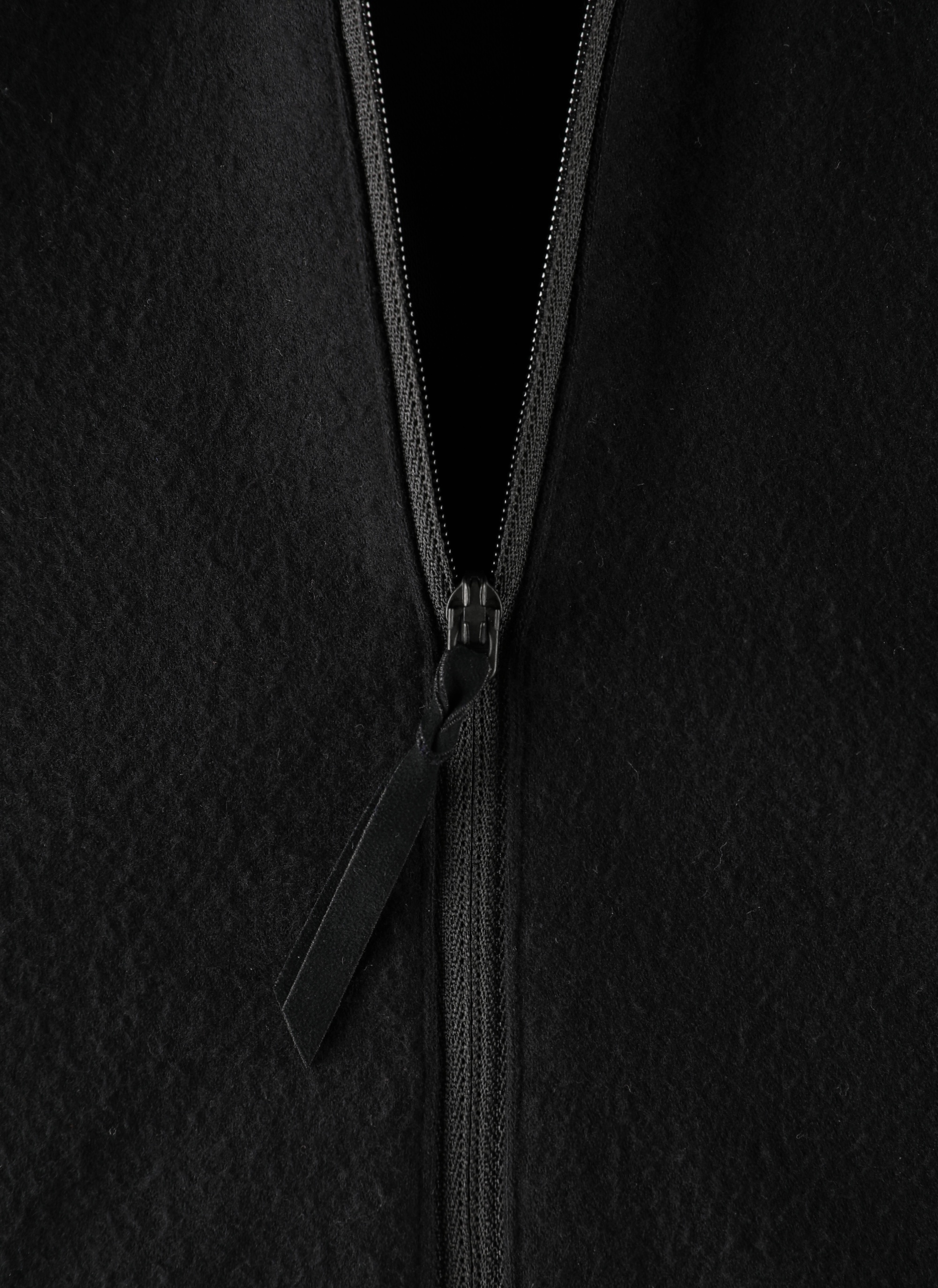 7.0 FLEECE RIGHT (BLACK) - 8