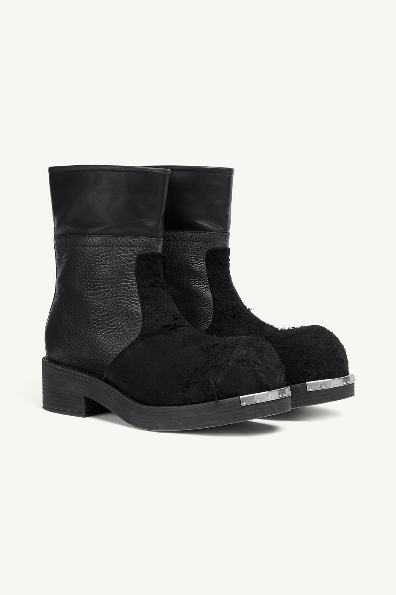 MM6 Maison Margiela Biker ankle boots outlook