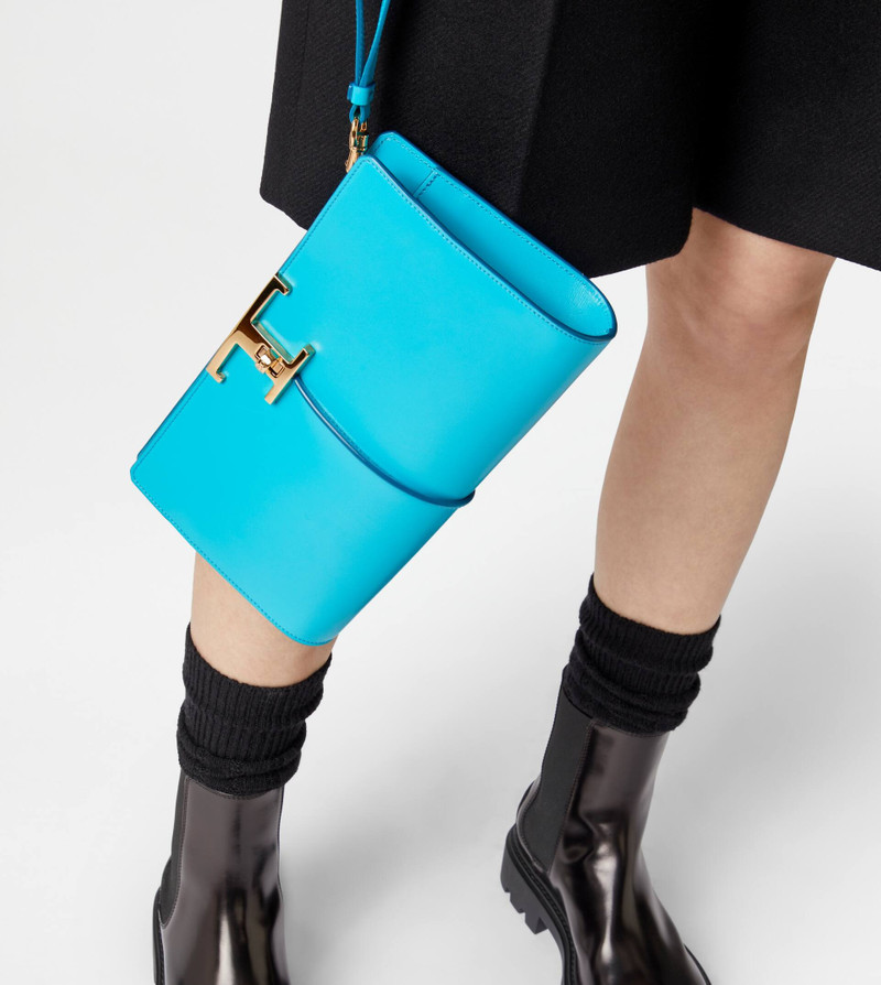 Tod's TIMELESS CLUTCH BAG IN LEATHER SMALL - LIGHT BLUE outlook