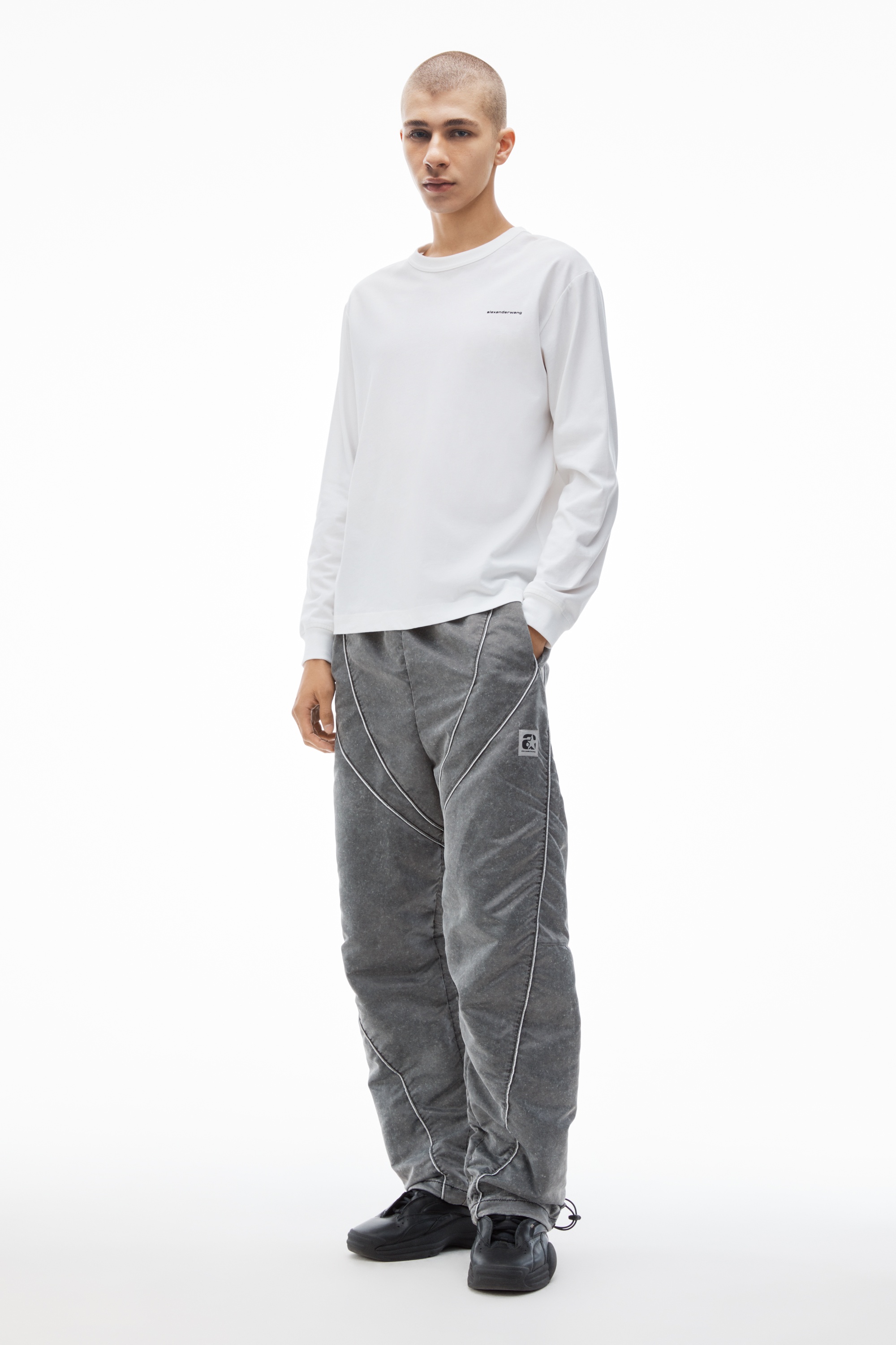 【Alexander Wang】LONG SLEEVE TEE IN HIGH TWIST JERSEY UNISEX LONG-SLEEVE TEE IN ACID WASH JERSEY in ACID BLACK