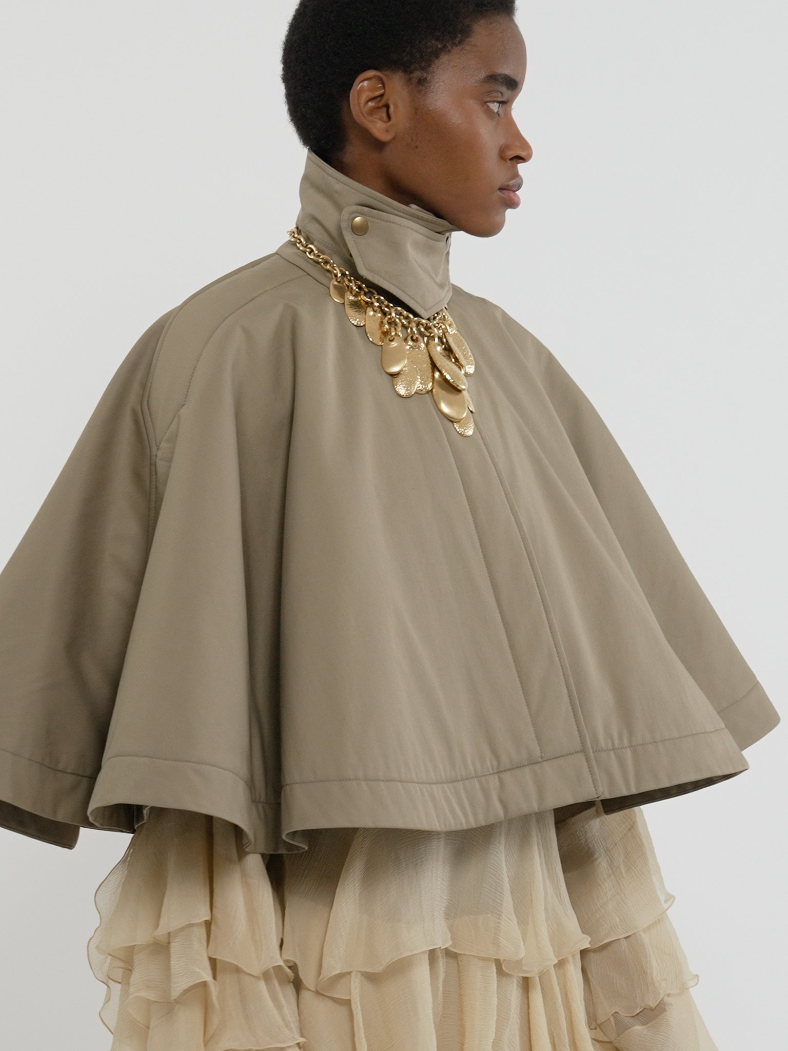 Chloé SHORT QUILTED CAPE IN COTTON GABARDINE | REVERSIBLE