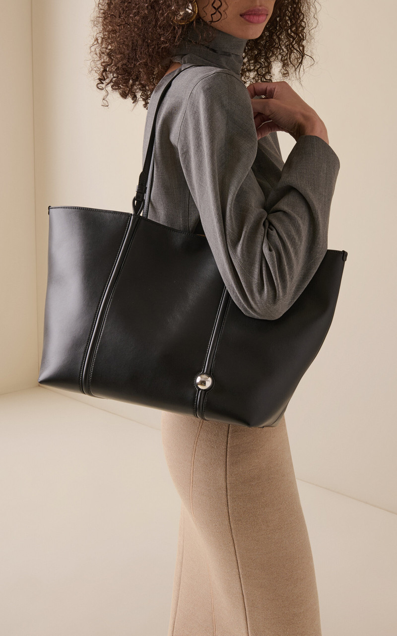 JACQUEMUS Marino Leather Tote black outlook