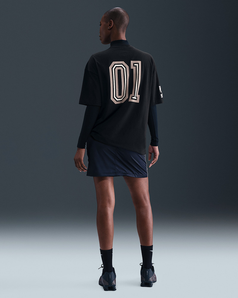 Nike Sportswear Essentials Women's Oversized T-Shirt 5