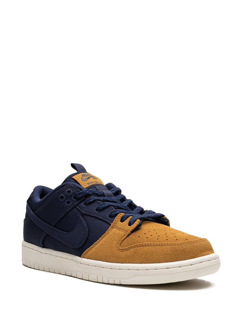 Nike SB Dunk Low "Midnight Navy/Desert Ochre" sneakers outlook