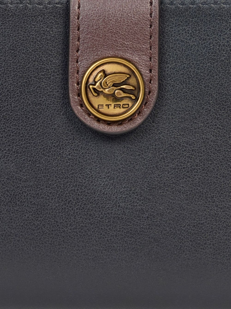 small leather wallet 4