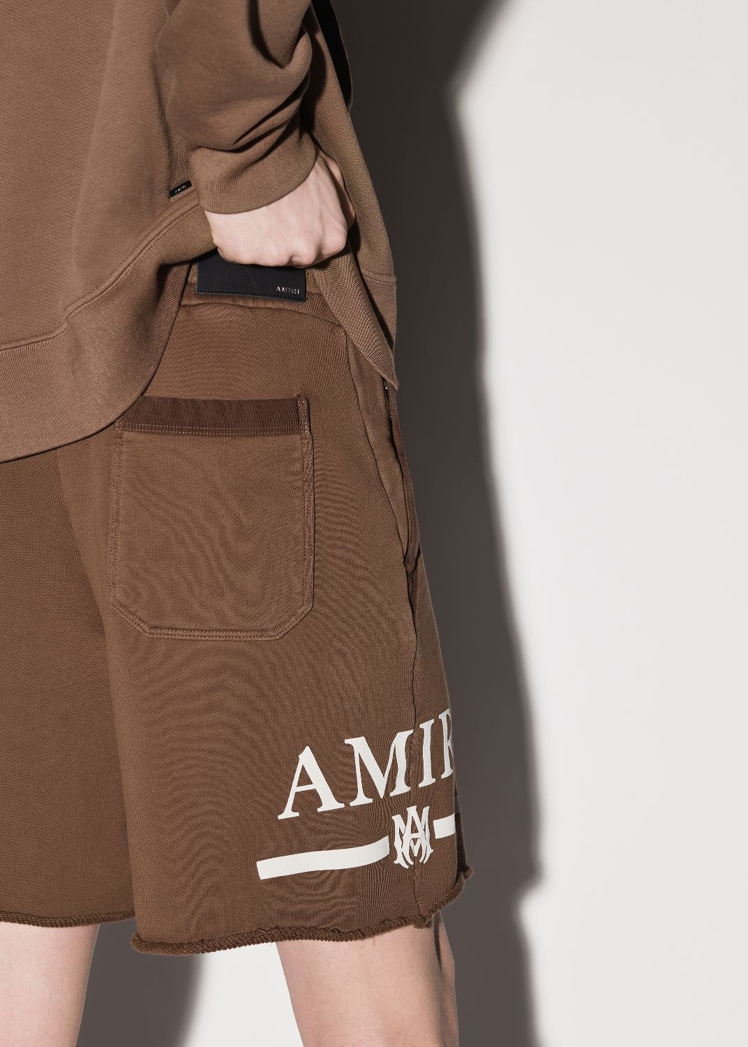 MA BAR LOGO SWEATSHORTS - 6