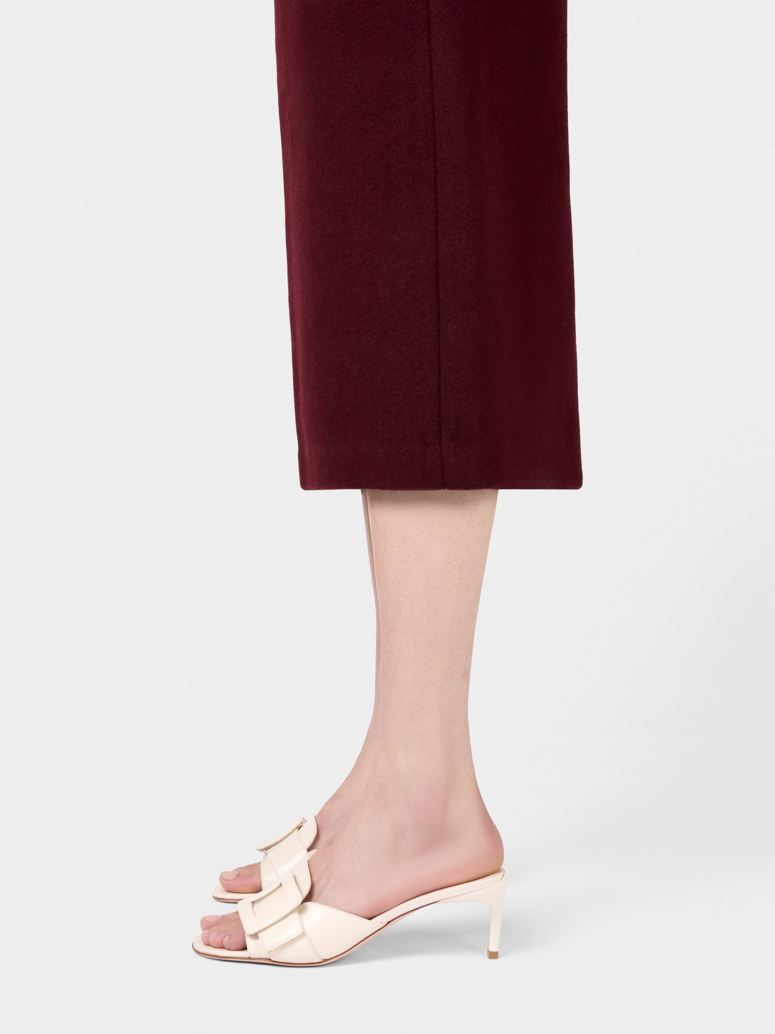 Viv' Canard Mules in leather - 8