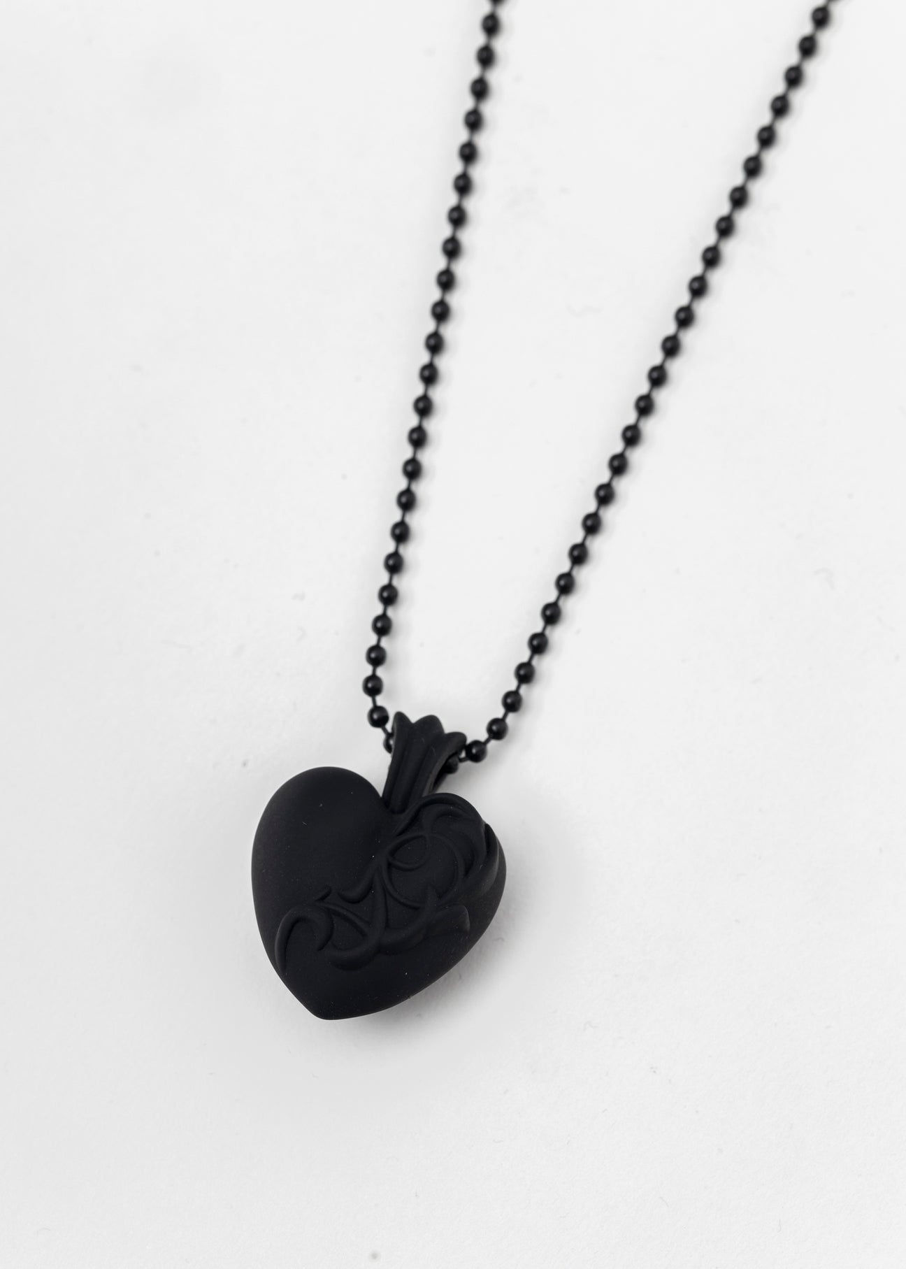 Black Resin Heart Necklace - 1