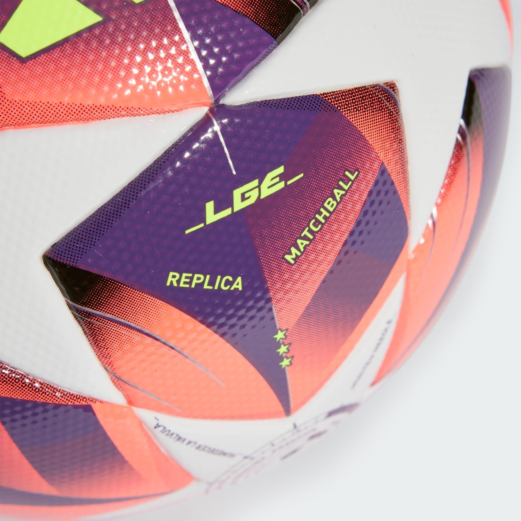 UWCL League 24/25 Group Stage Ball - 3