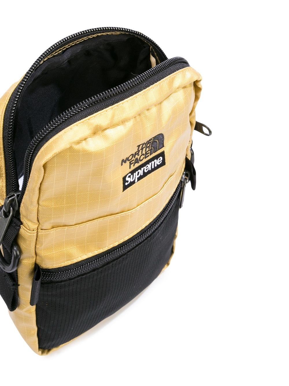 x The North Face messenger bag - 5