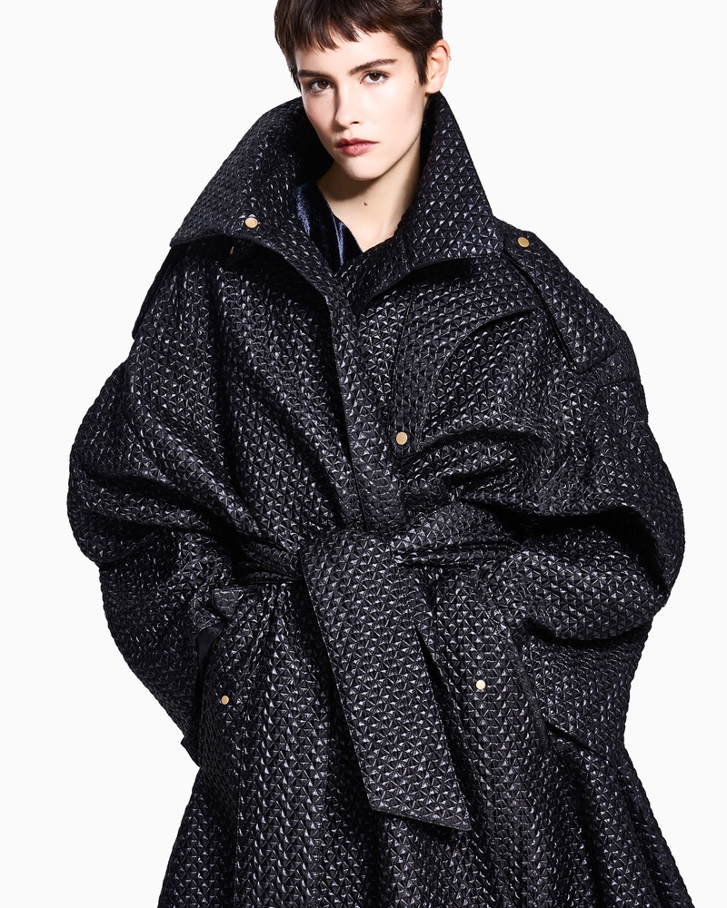 QUILTED JACQUARD SILK COAT WITH GEOMETRIC PATTERN 3