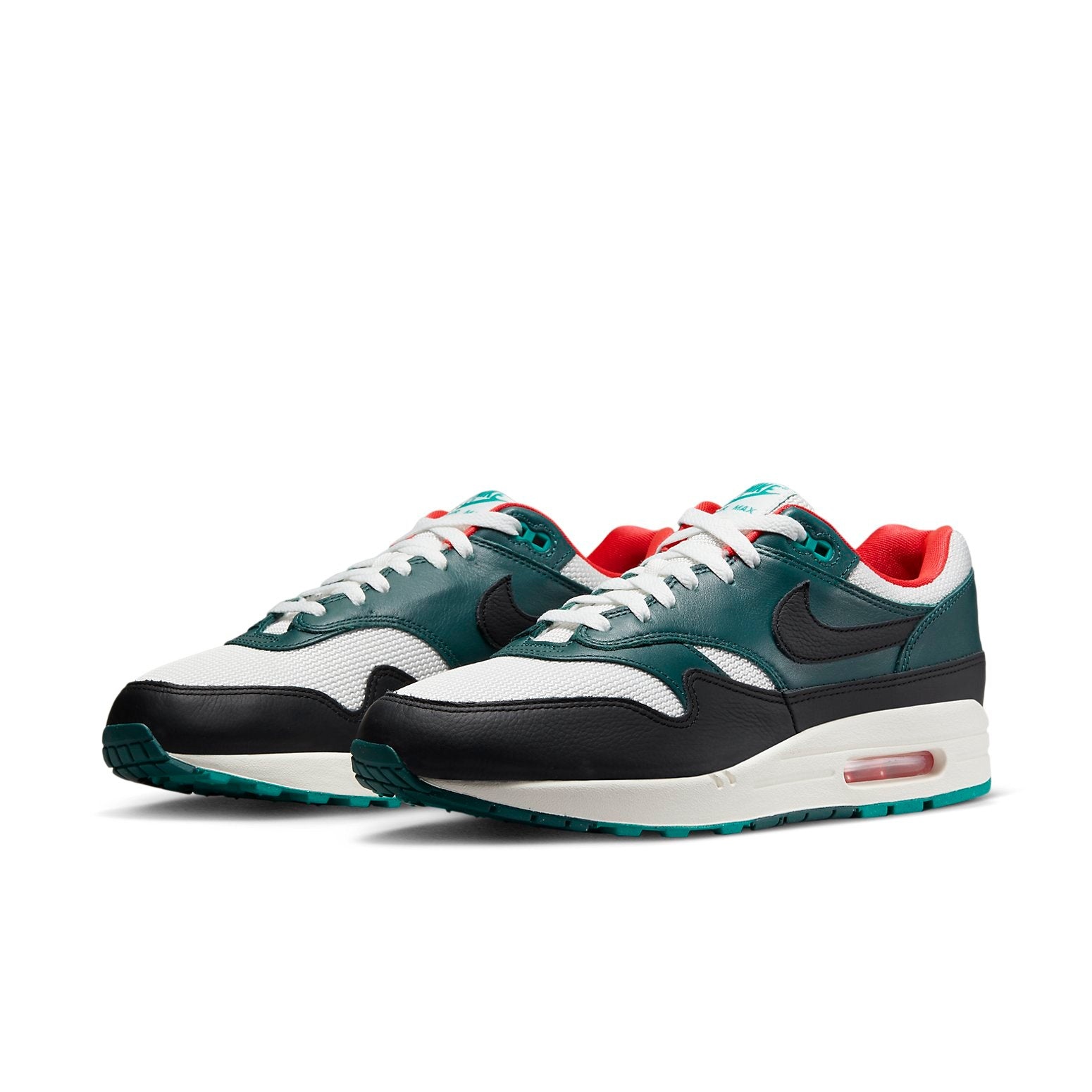 Nike Air Max 1 x LeBron James 'Liverpool' FB8914-100 - 3