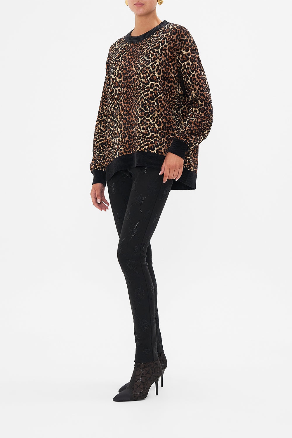 CREW NECK OVERSIZED KNIT - 4