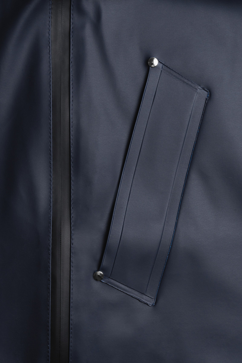 Stockholm Bike Raincoat Navy 11