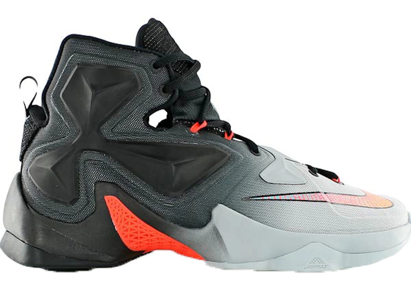 Nike LeBron 13 On Court - 1