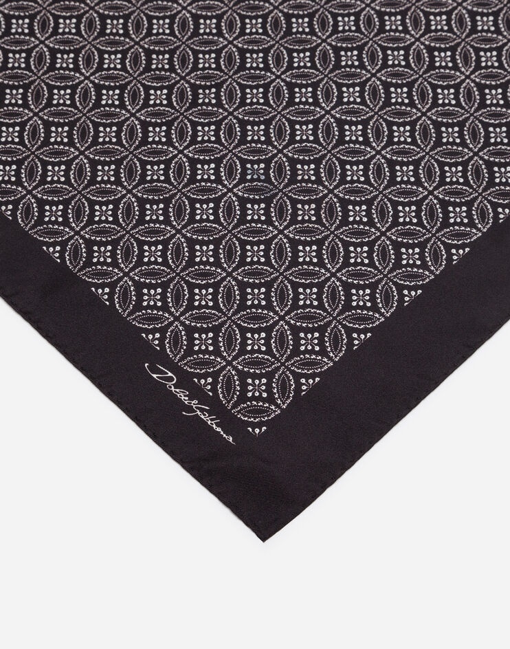 Silk pocket square with tie print - 2