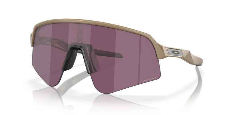 OAKLEY Sutro Lite Sweep outlook