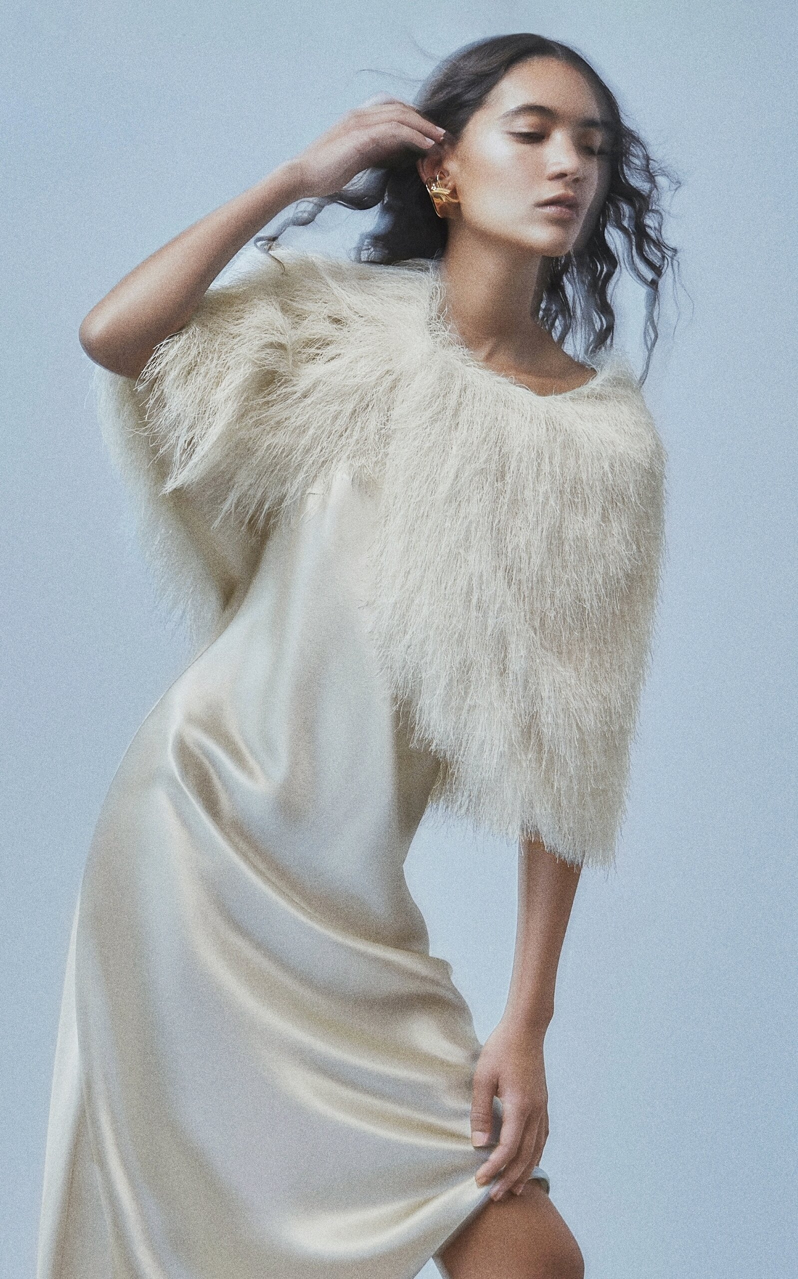 Exclusive Leviana Satin Midi Dress ivory - 2