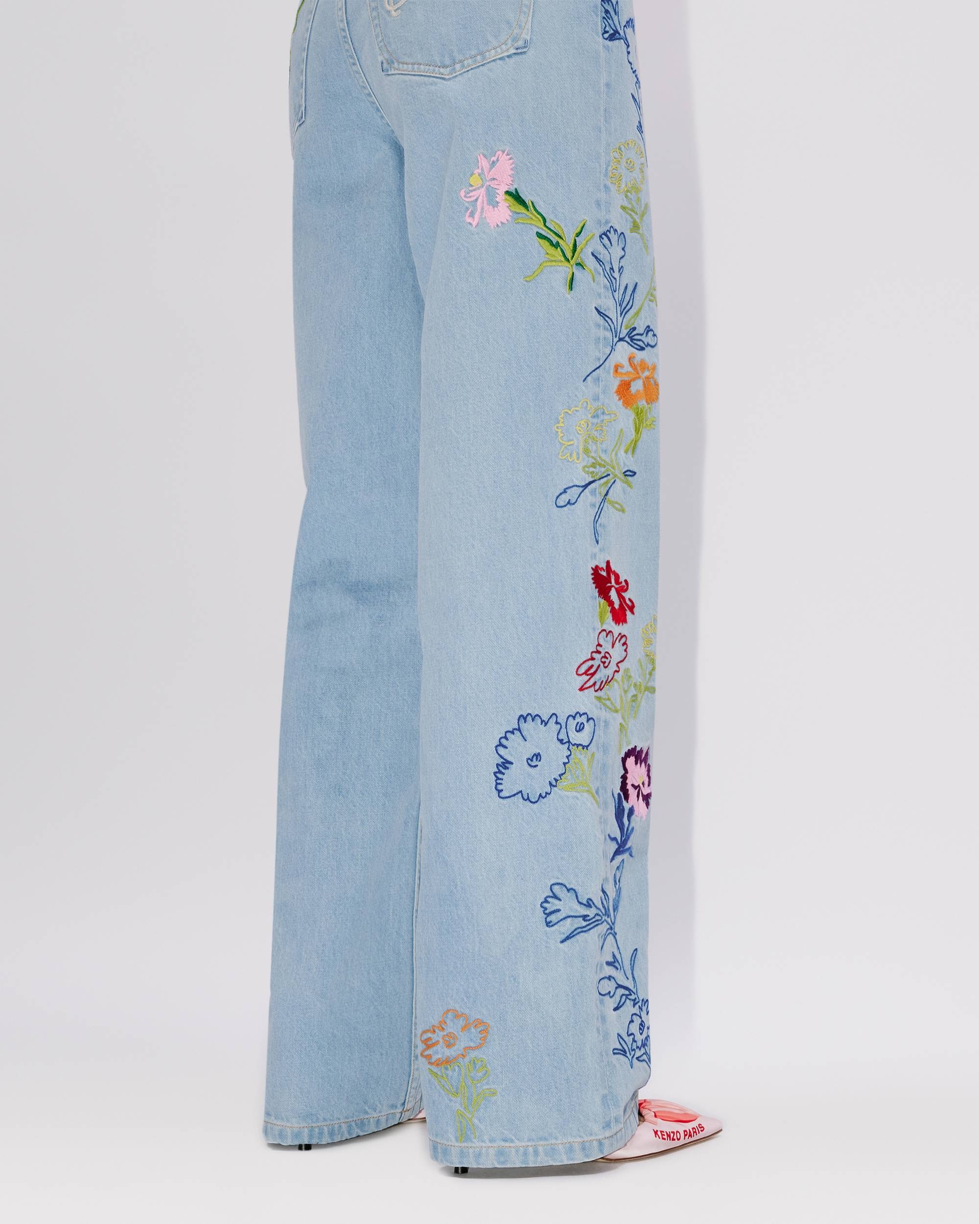 Sumire 'KENZO Drawn Flowers' embroidered cropped jeans - 6
