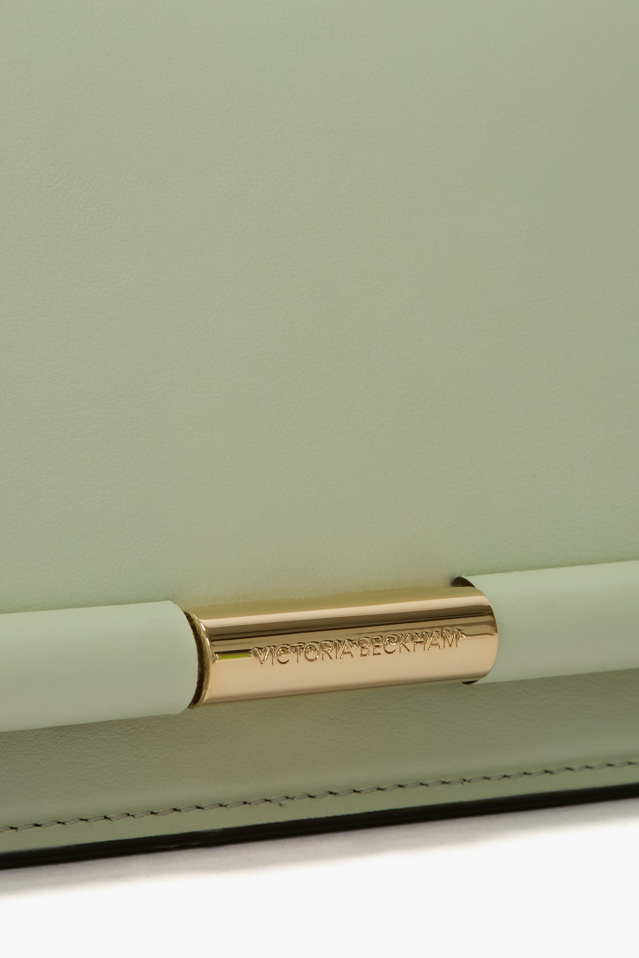 202 Clutch Bag In Pale Green Smooth Leather - 4