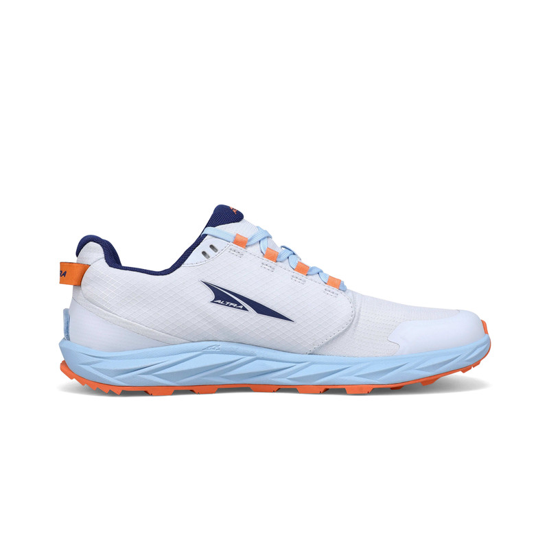 ALTRA Women's Superior 6 outlook