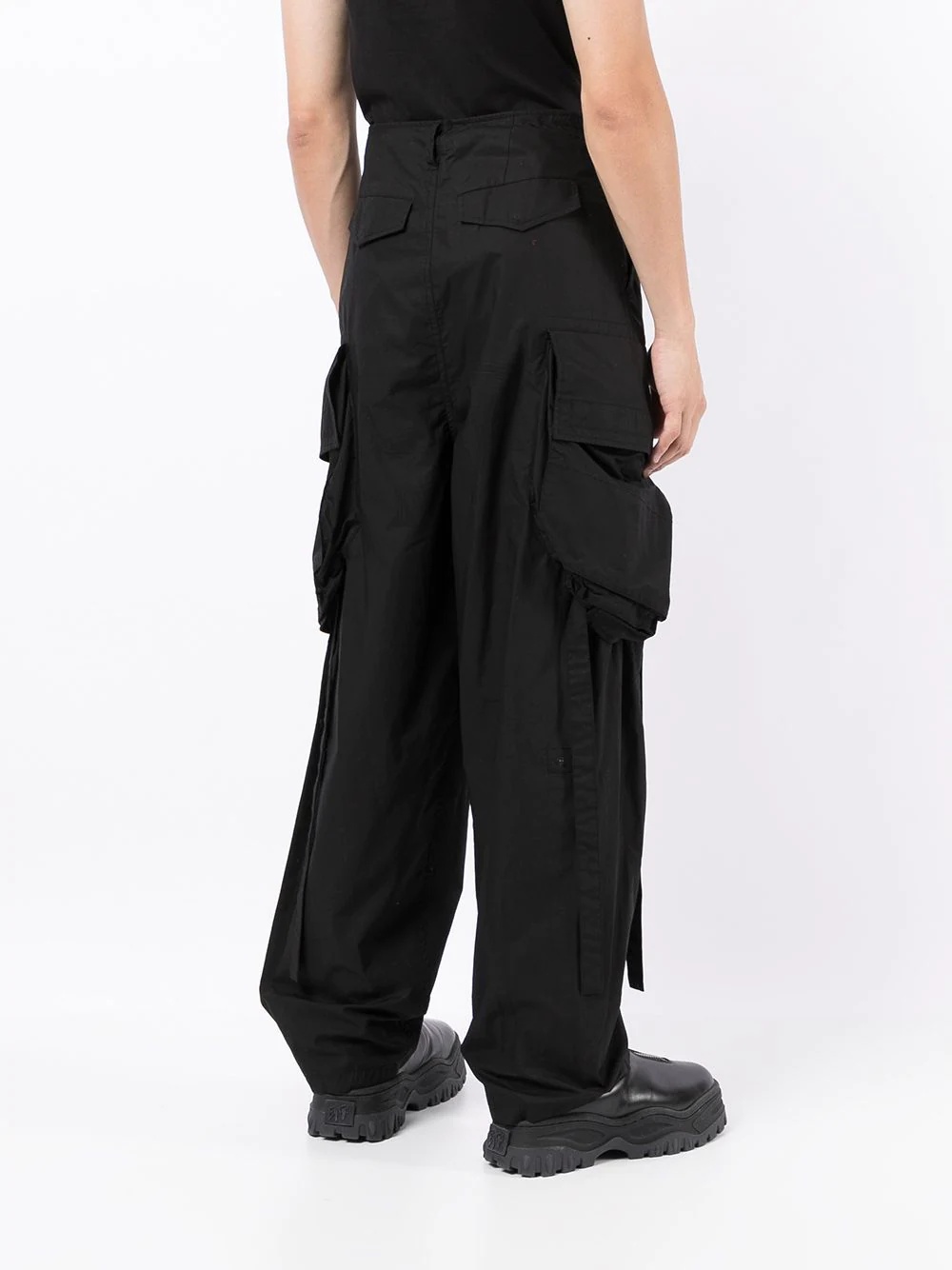 hanging-strap cargo trousers - 4