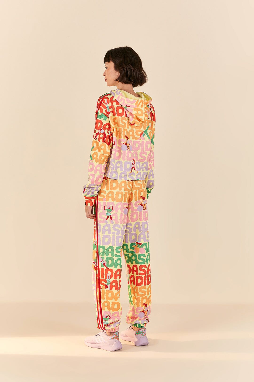 Adidas Farm Trackpants Pearl Citrine - 3