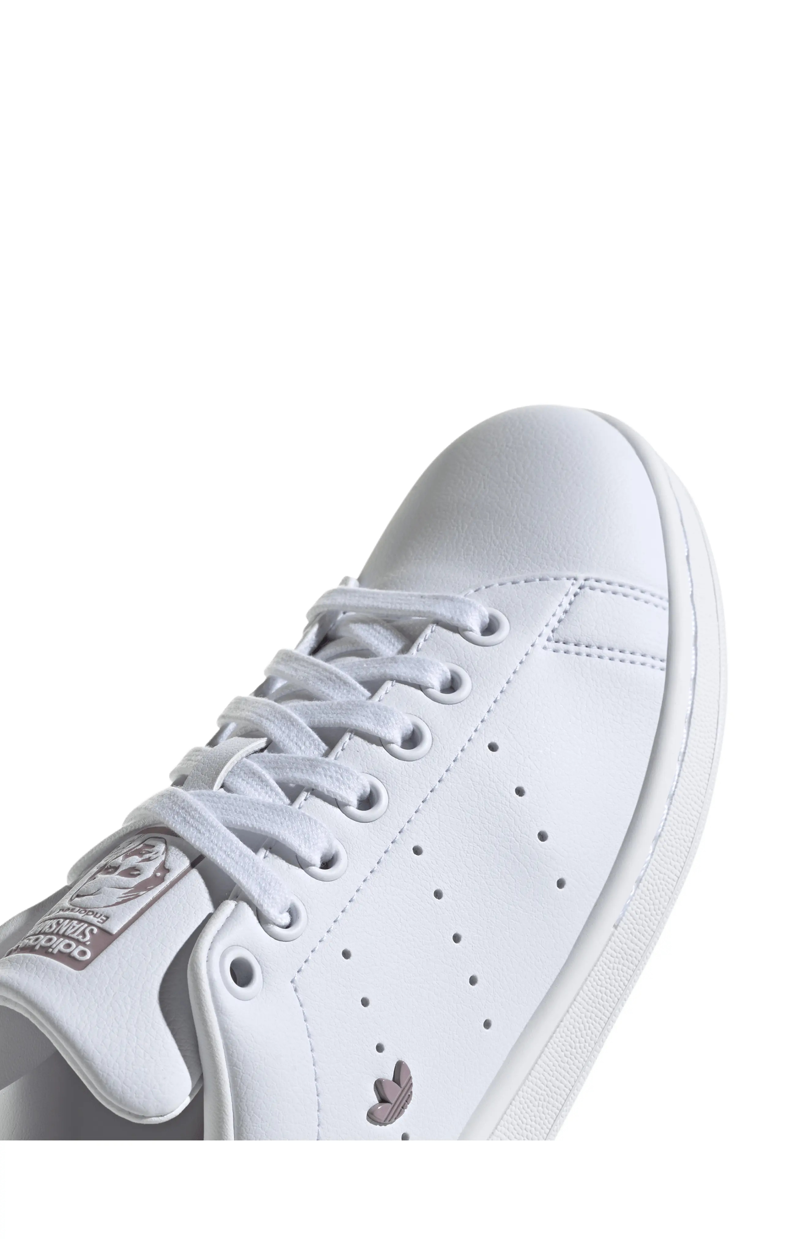 Primegreen Stan Smith Sneaker in White/Preloved Fig/Fig - 8