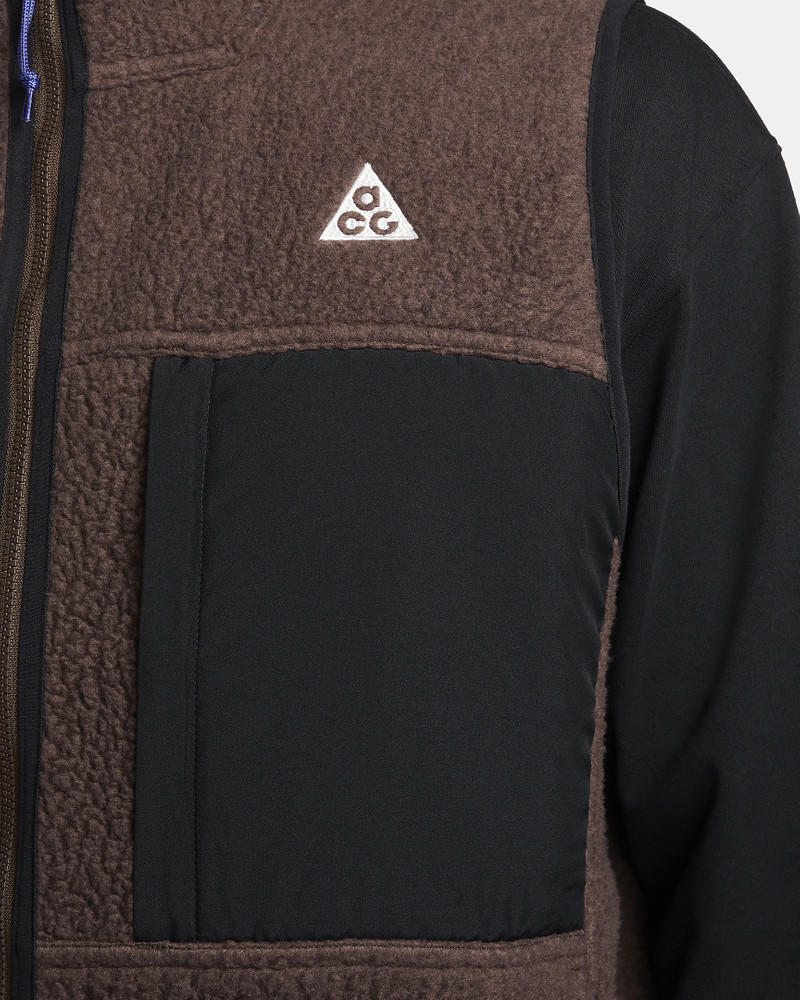 Nike ACG "Arctic Wolf" Men's Vest 4