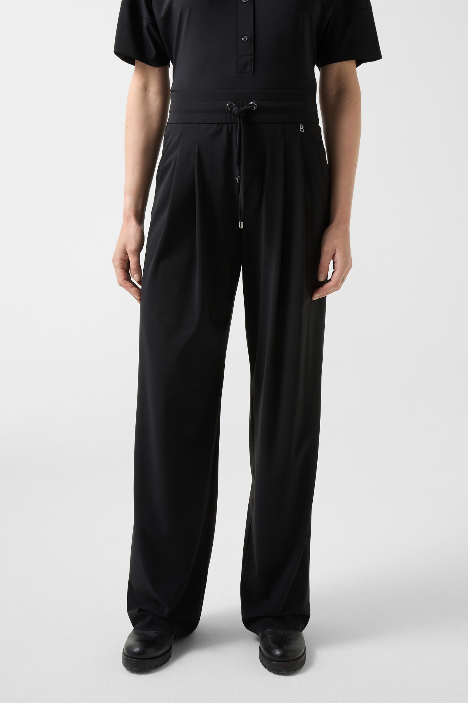 Sukie Marlene pants in Black - 2