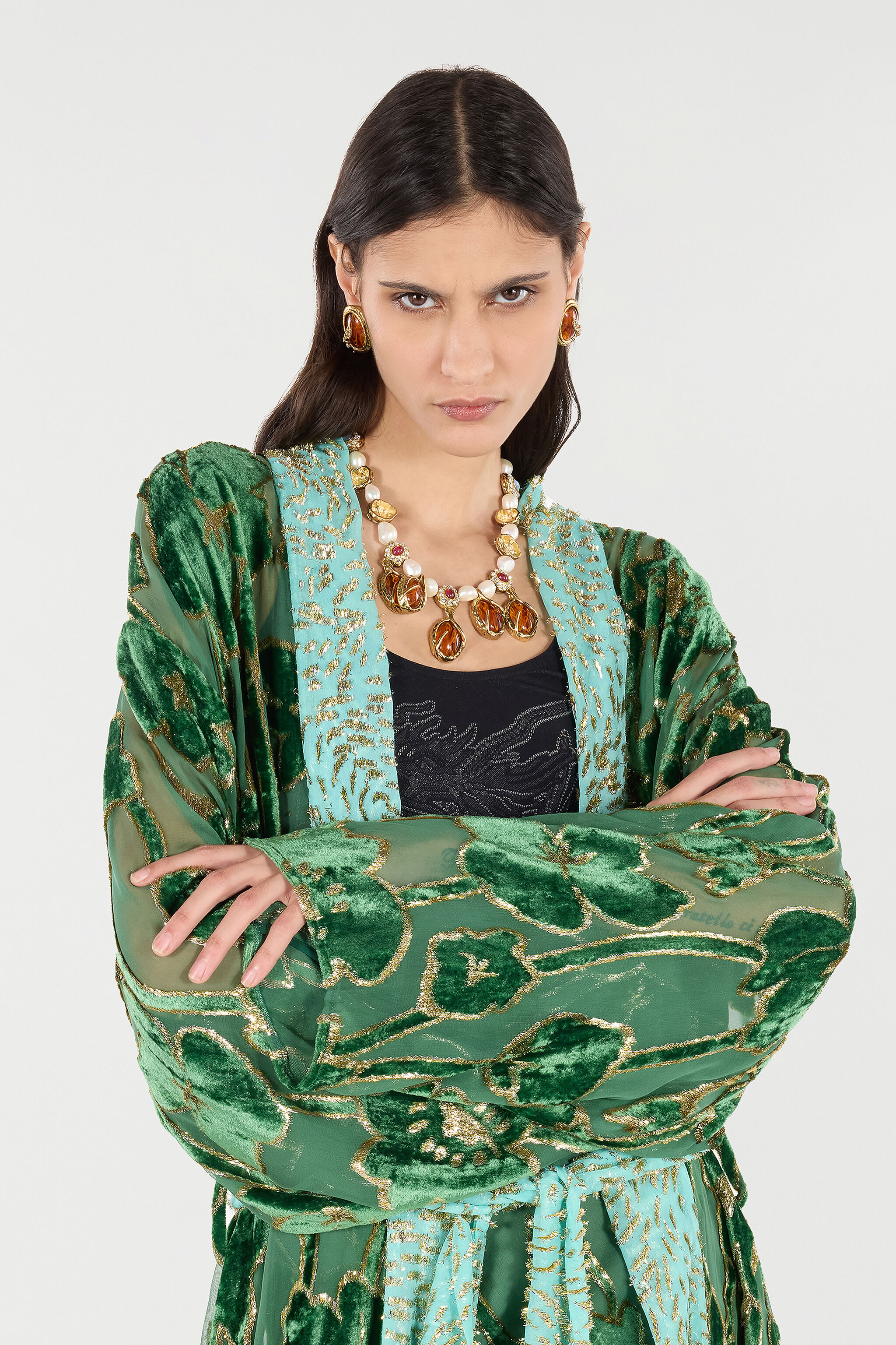 See-Through Robe With Floral Pattern - 6