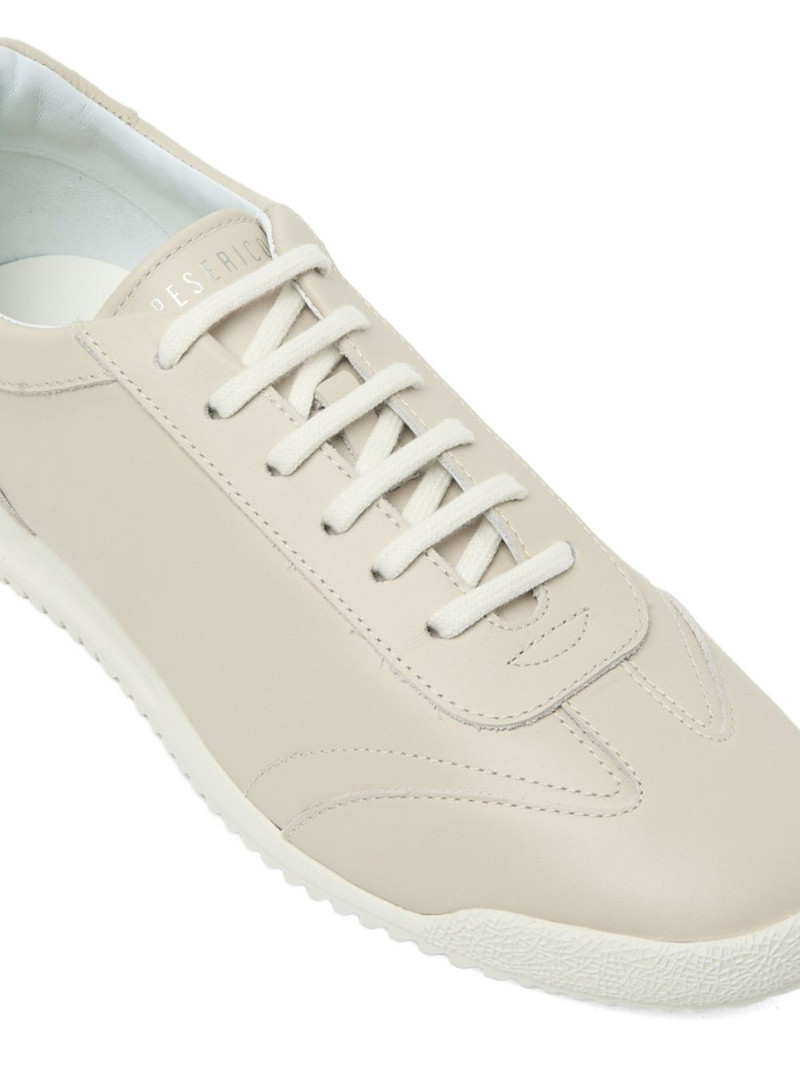 lace-up sneakers 3