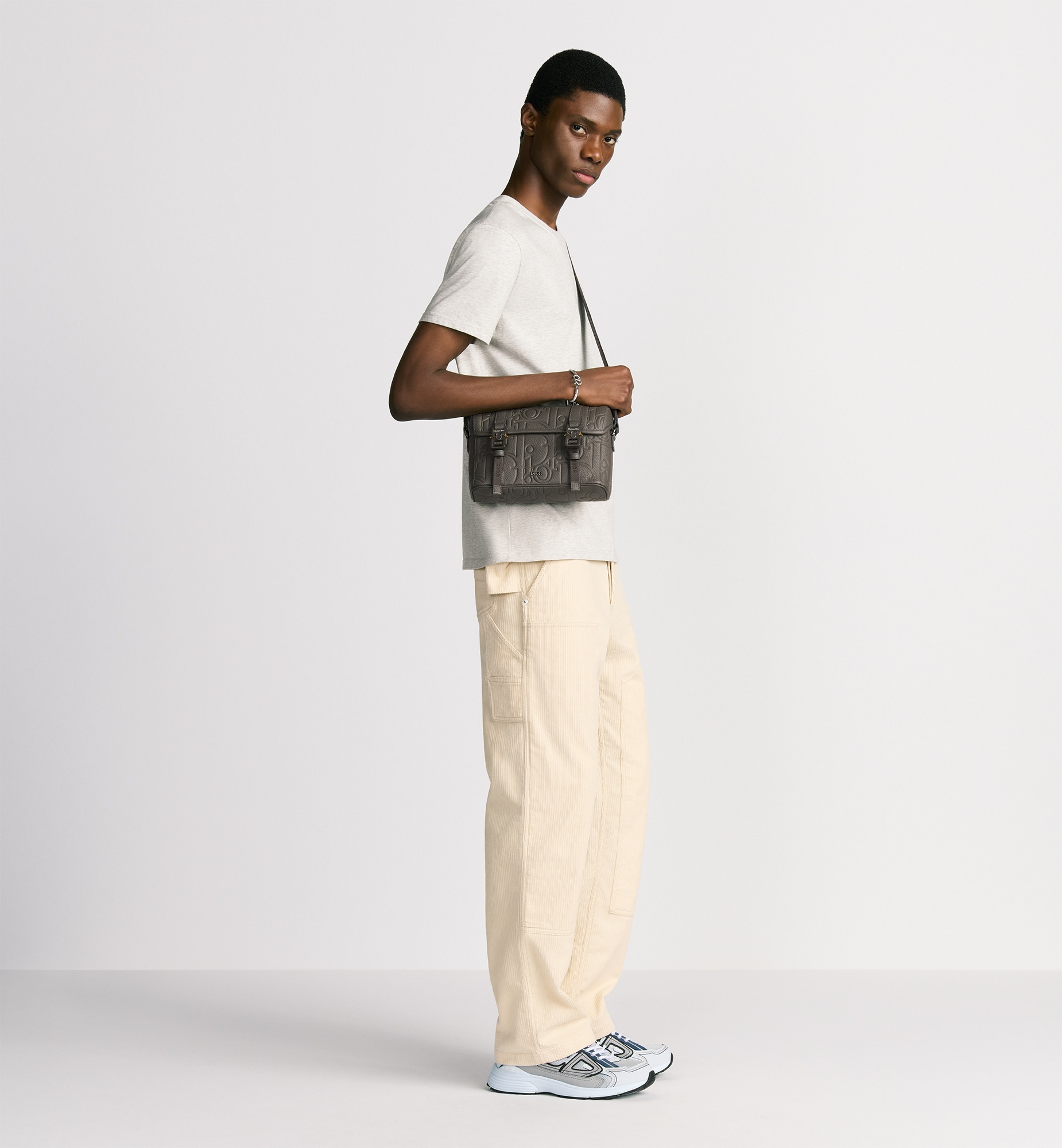 Dior Hit the Road Messenger Bag with Flap - 3