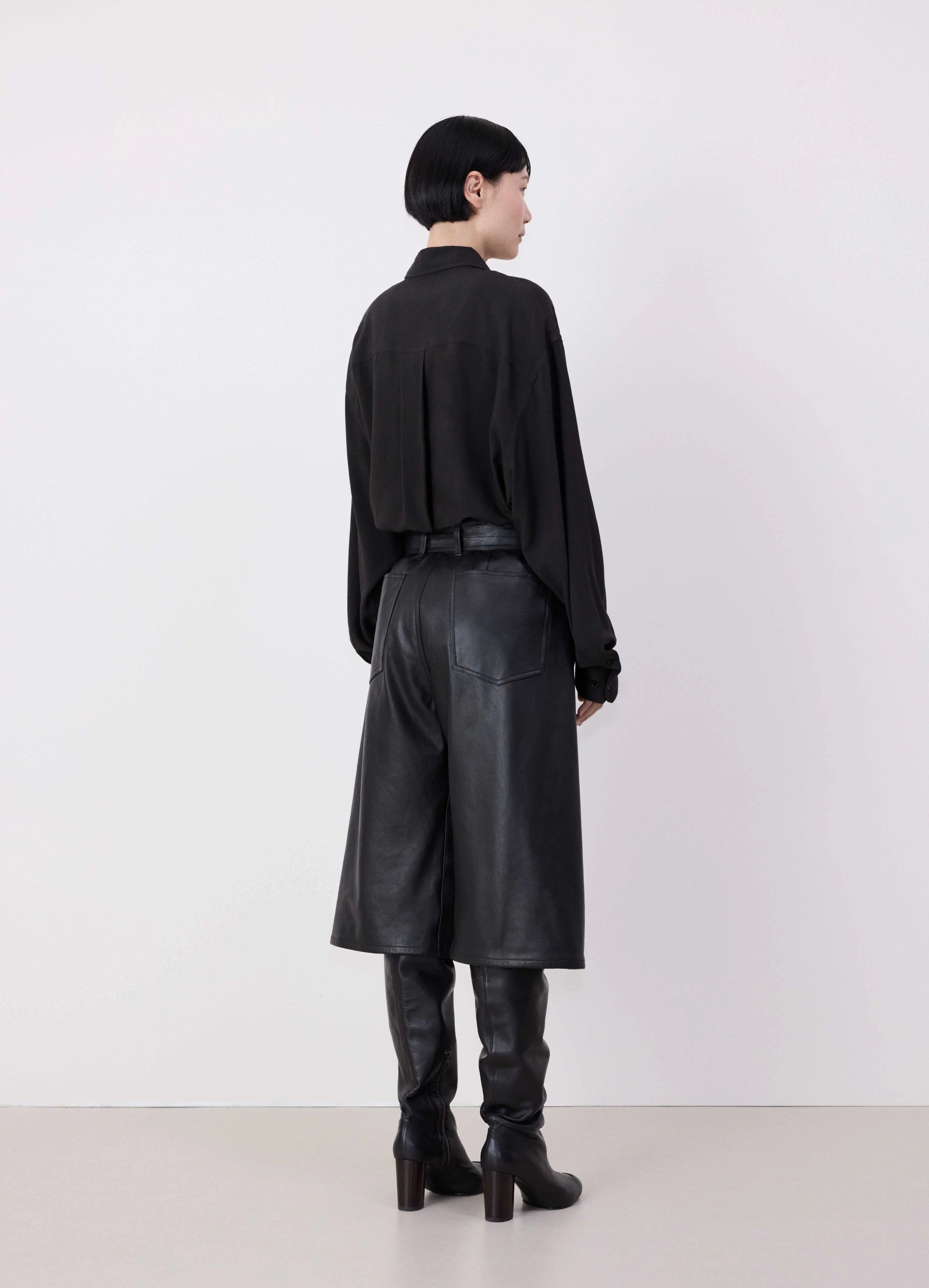 LEATHER BERMUDA SHORTS - 3