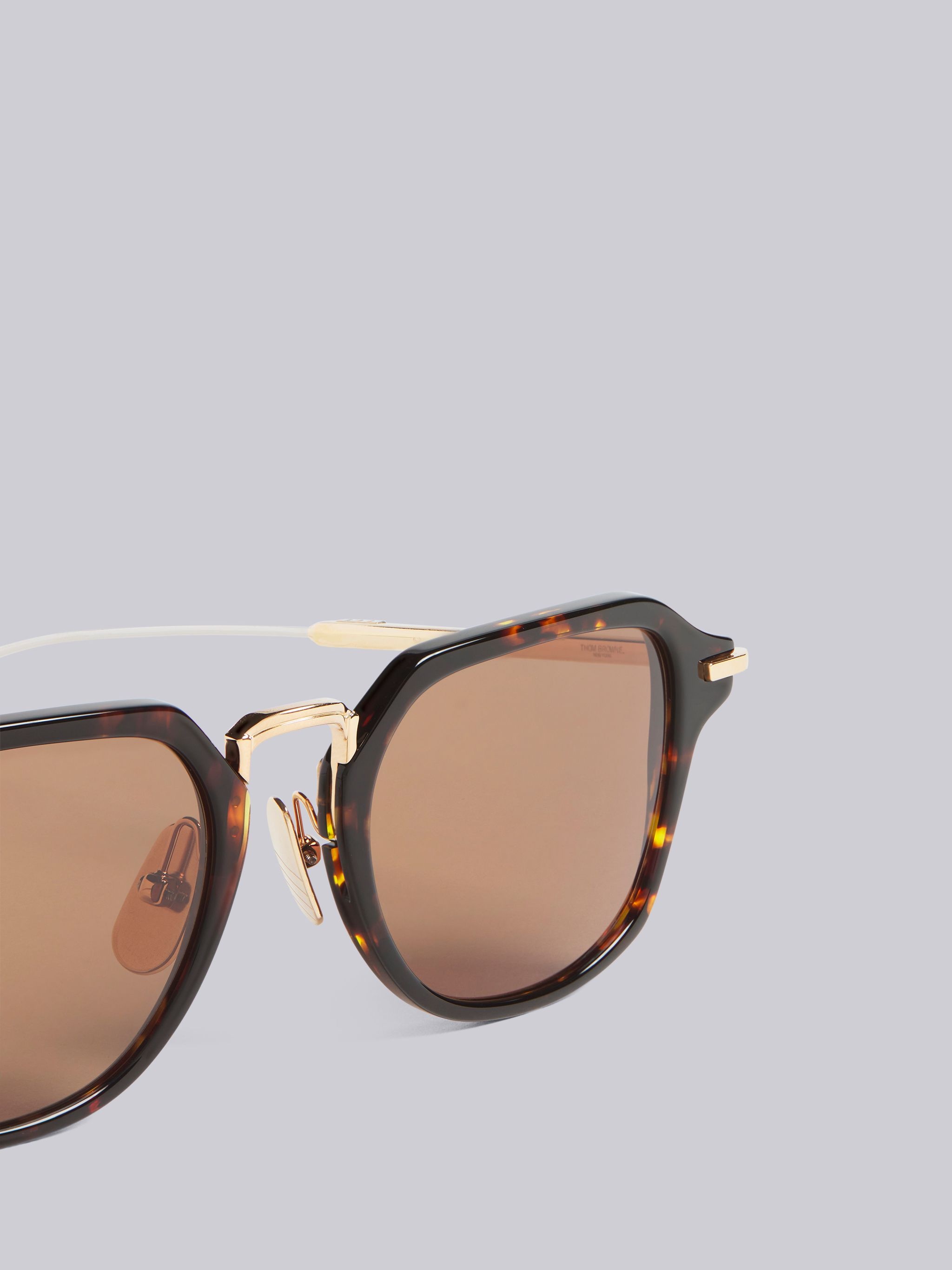 TB423 - Tortoise And White Gold Clubmaster Sunglasses - 2