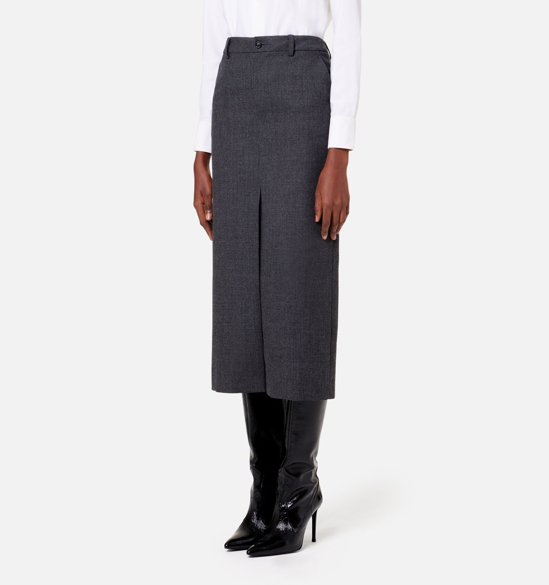 Pencil Skirt With Slits - 4