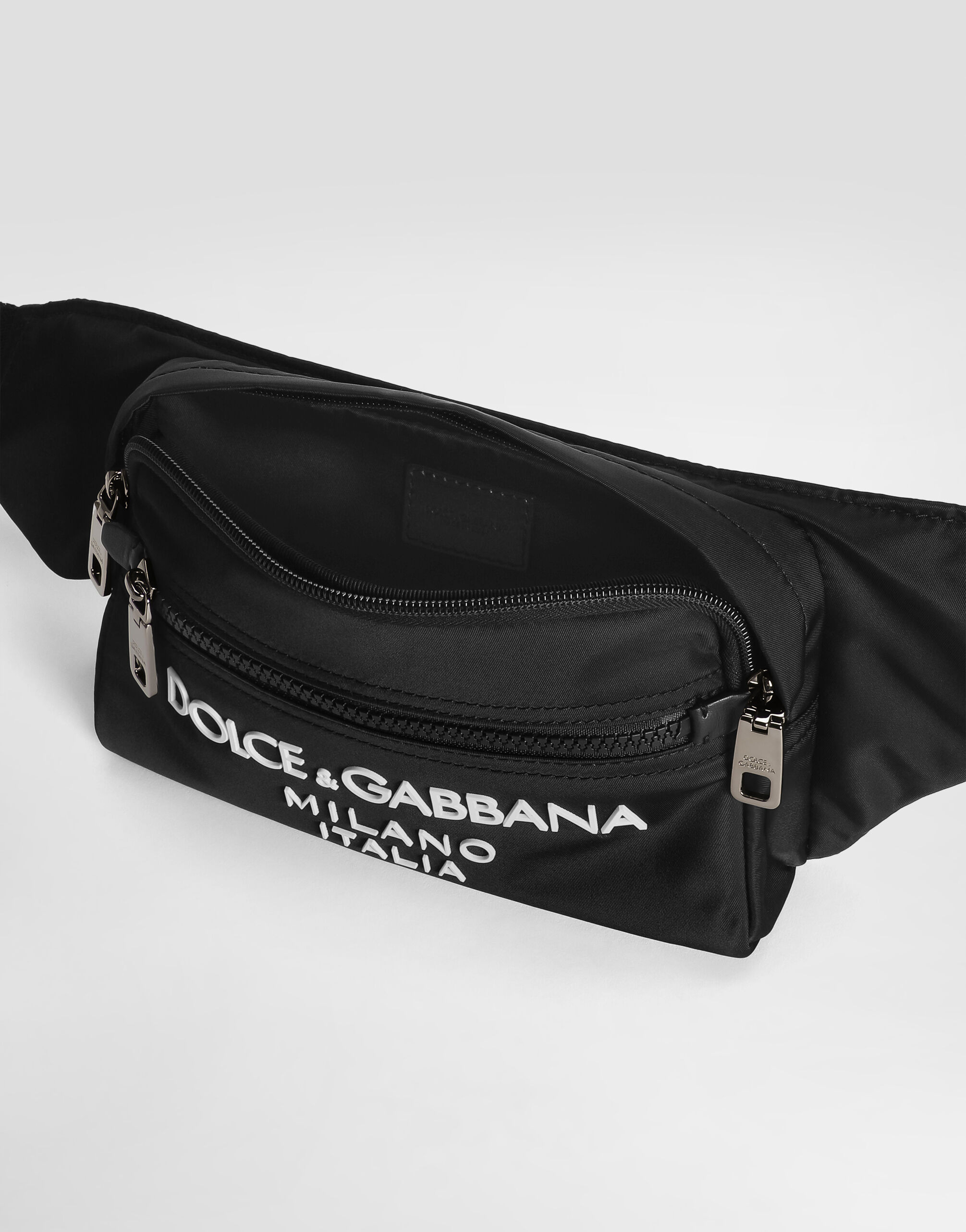 Small nylon belt bag with rubberized logo - 3