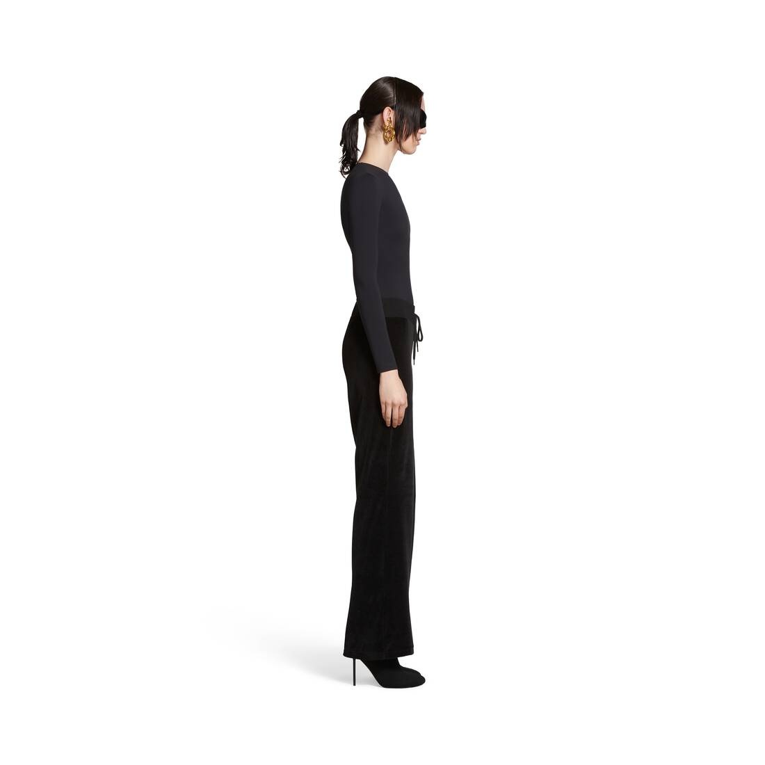 Low-waist Joggers in Black - 3