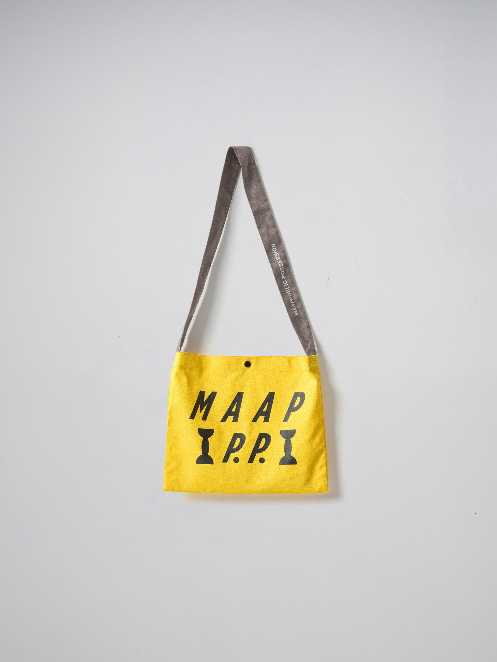 MAAP + Public Possession Musette - 6