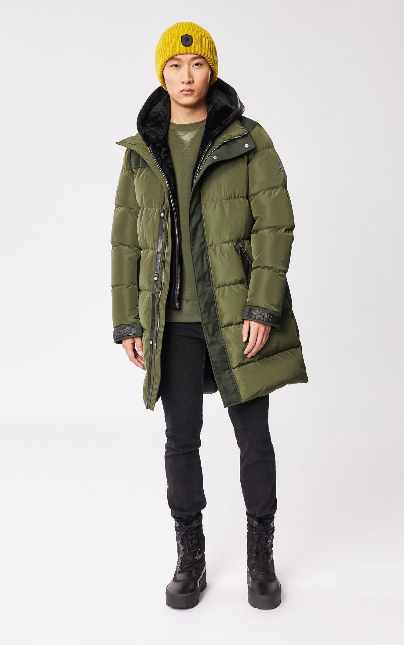 REYNOLD down coat with removable shearling bib and hood - 4