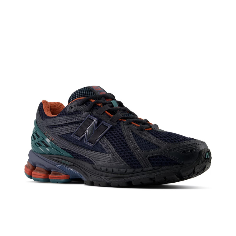New Balance 1906R outlook