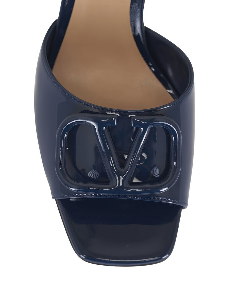 logo sandals 4
