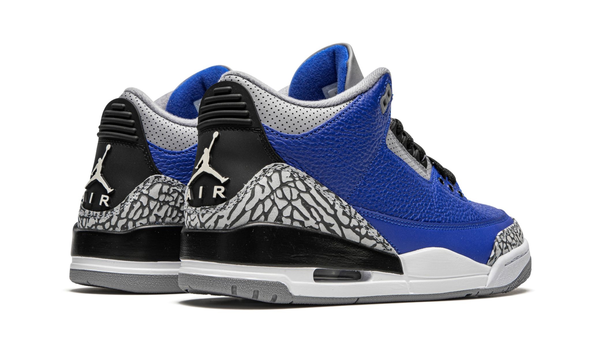 Air Jordan 3 Retro "Blue Cement" - 3