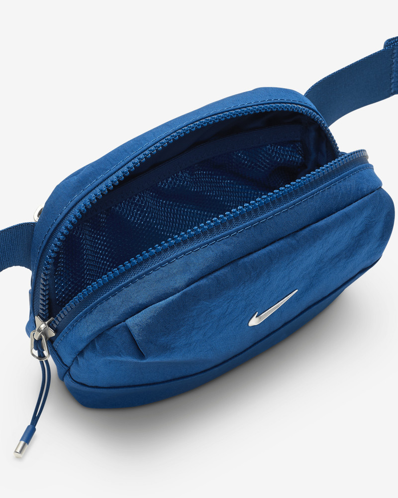 Nike Aura Crossbody Bag (2L) 5