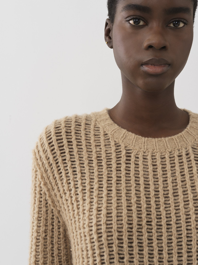 AMPLE CREW-NECK 스위치 6