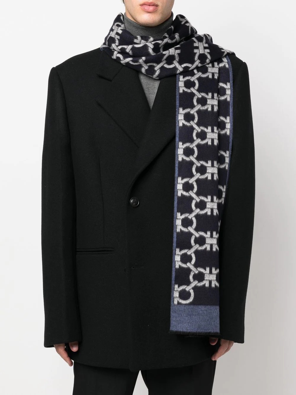 Gancini-pattern knitted scarf - 2