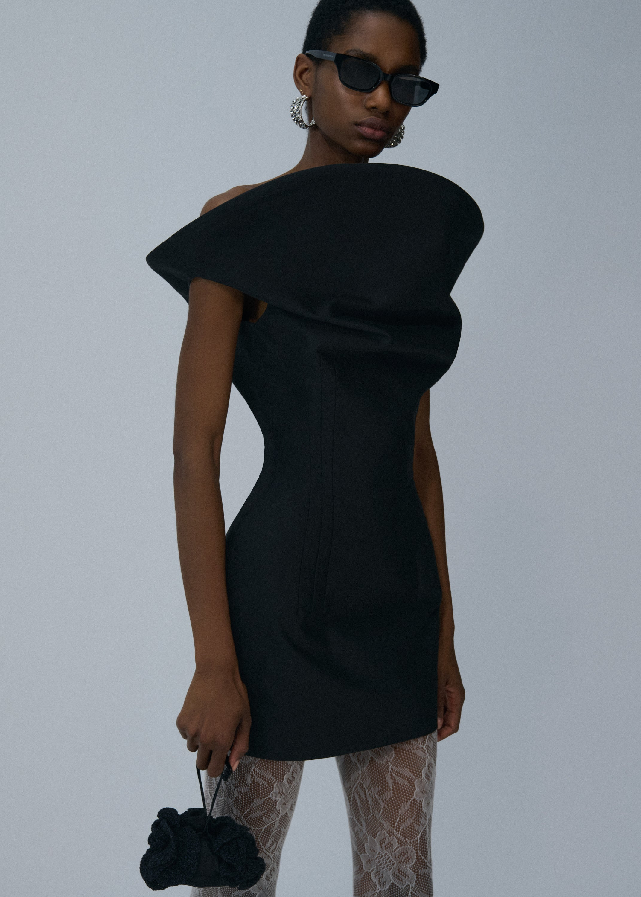 Sculpted cotton mini dress in black - 3