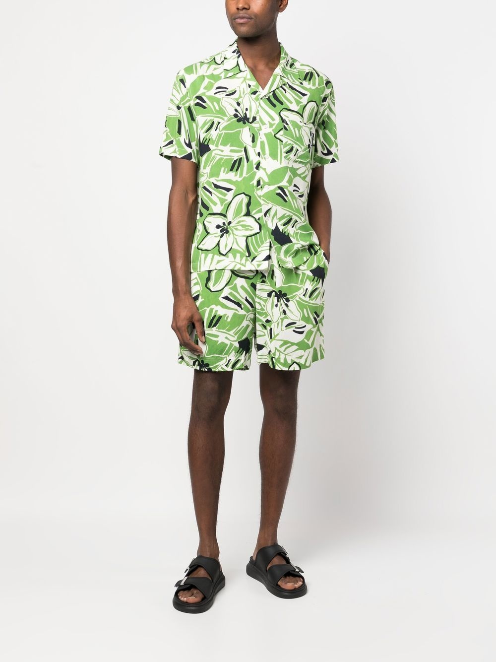 floral-print short-sleeved shirt - 2